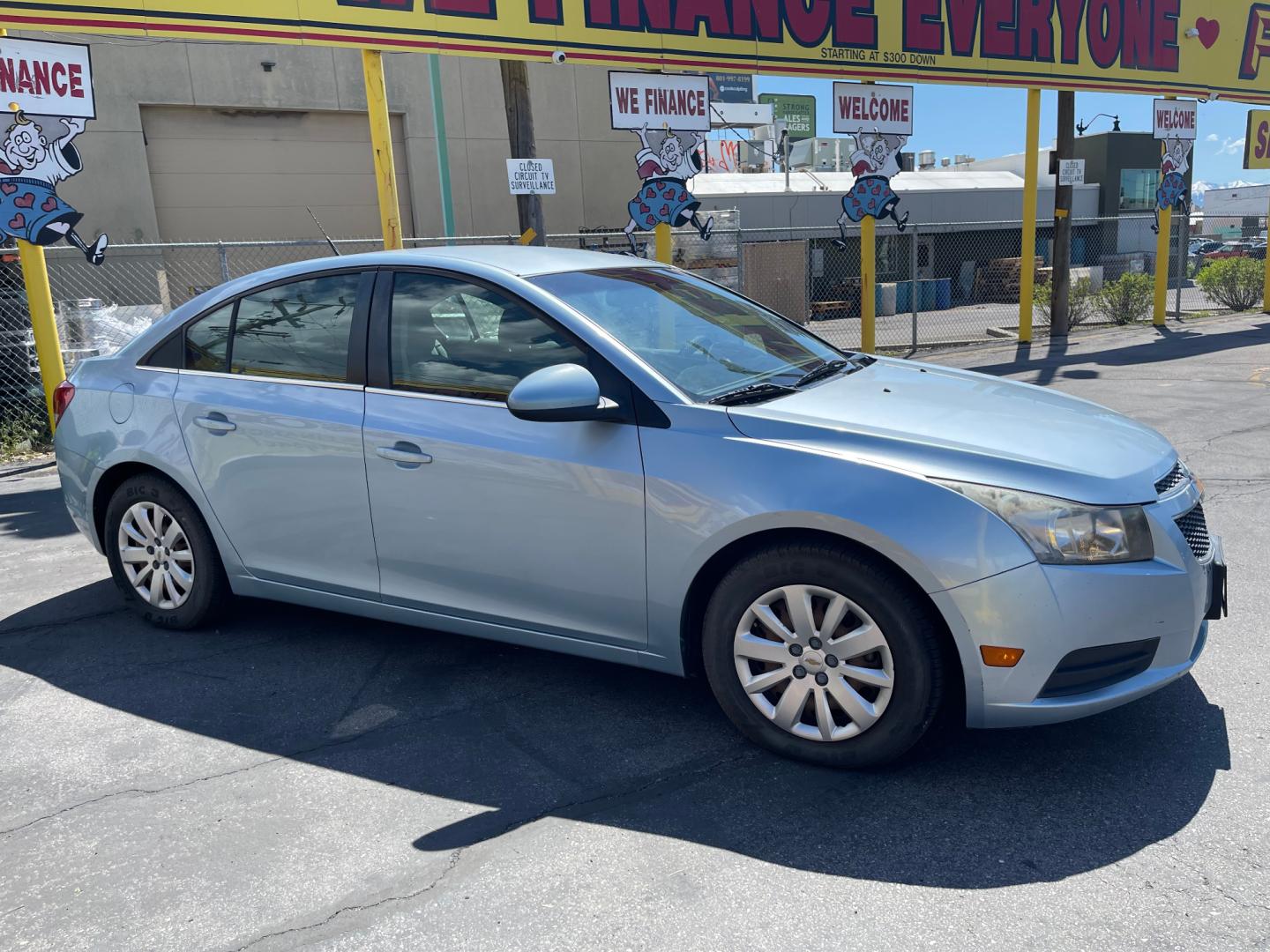 2011 Blue /Tan Chevrolet Cruze LT (1G1PF5S93B7) with an 1.4Liter 4 CYLINDER engine, AUTOMATIC transmission, located at 801 South State Street, Salt Lake City, UT, 84111, (801) 328-0098, 40.751953, -111.888206 - 2011 Chevrolet Cruze LT Blue. Gets great gas mileage with a 1.4 Liter 4 cylinder engine. Must come see it is a clean title with no reported accidents on the CarFax. - Photo#3